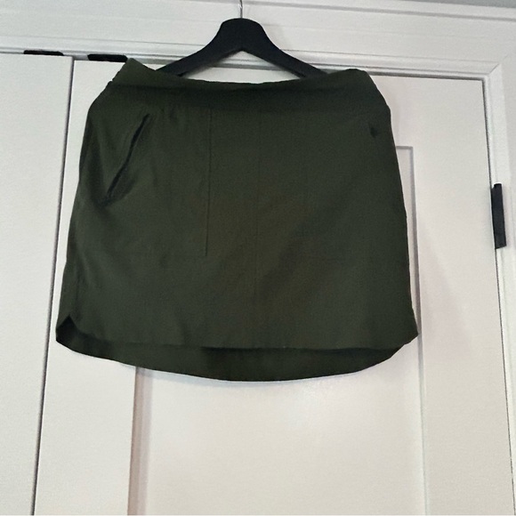 Athleta Skort Size 6 - Picture 2 of 3